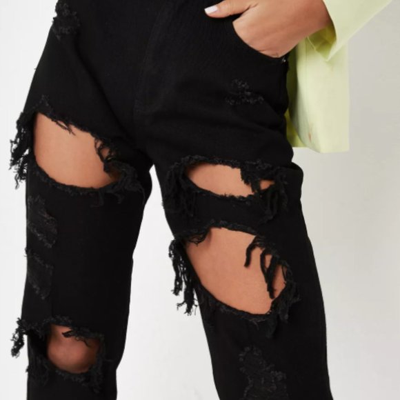 Missguided Riot High Rise Ripped Jeans - Picture 4 of 5